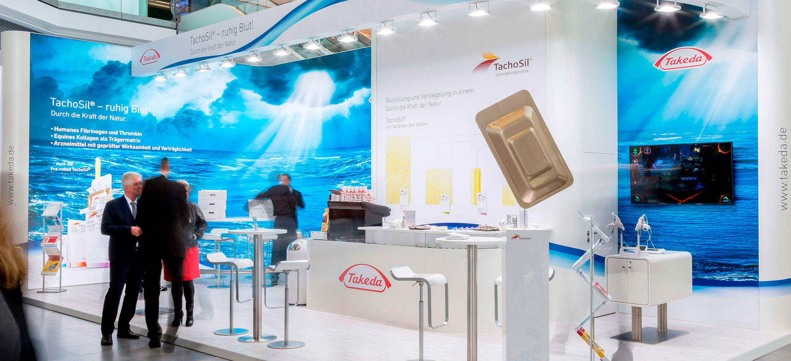 Ruhig Blut – Takeda mit Messestand von RaapSteinert auf dem DGCH